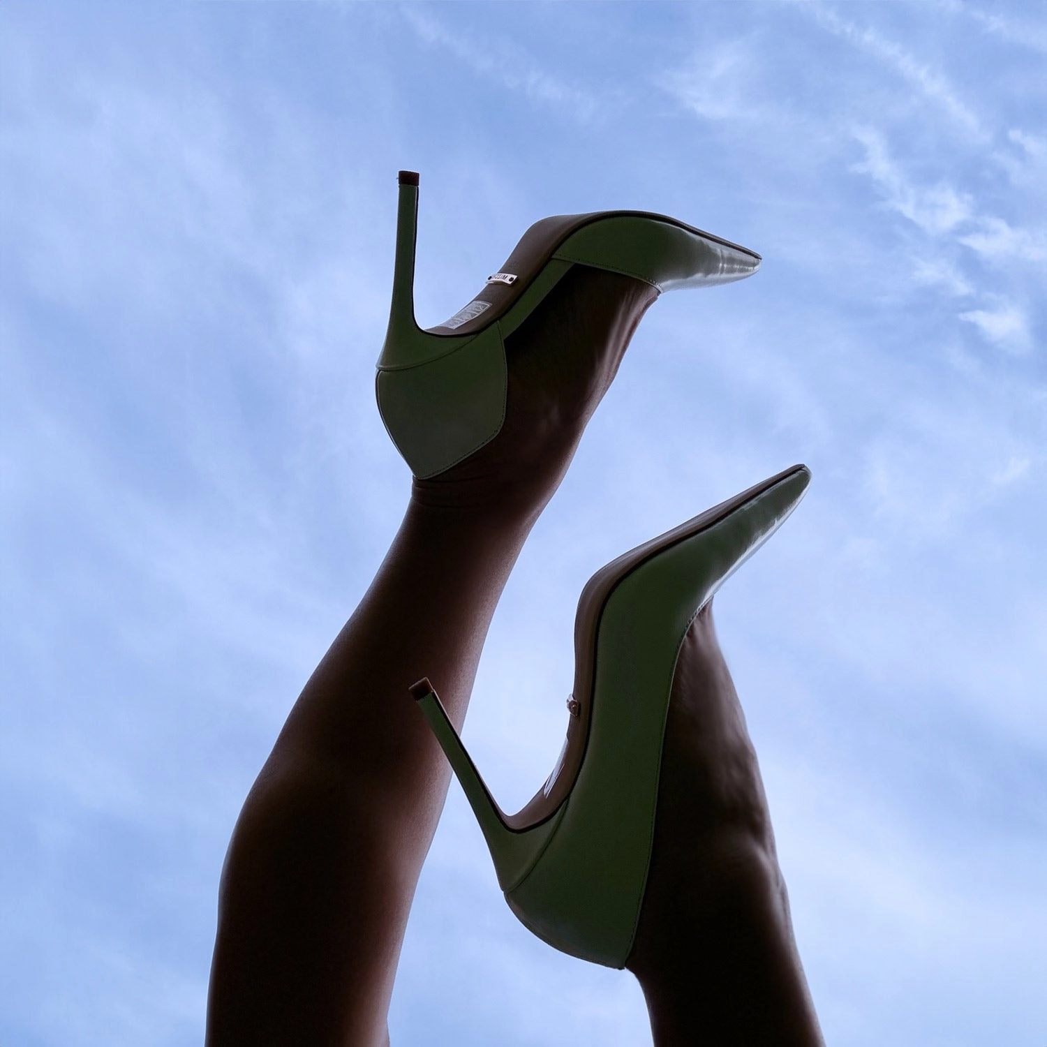 *LALITA WHITE  - d'orsay cut heels