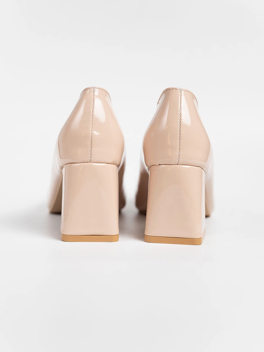 BASIC Nove Glossy Pumps