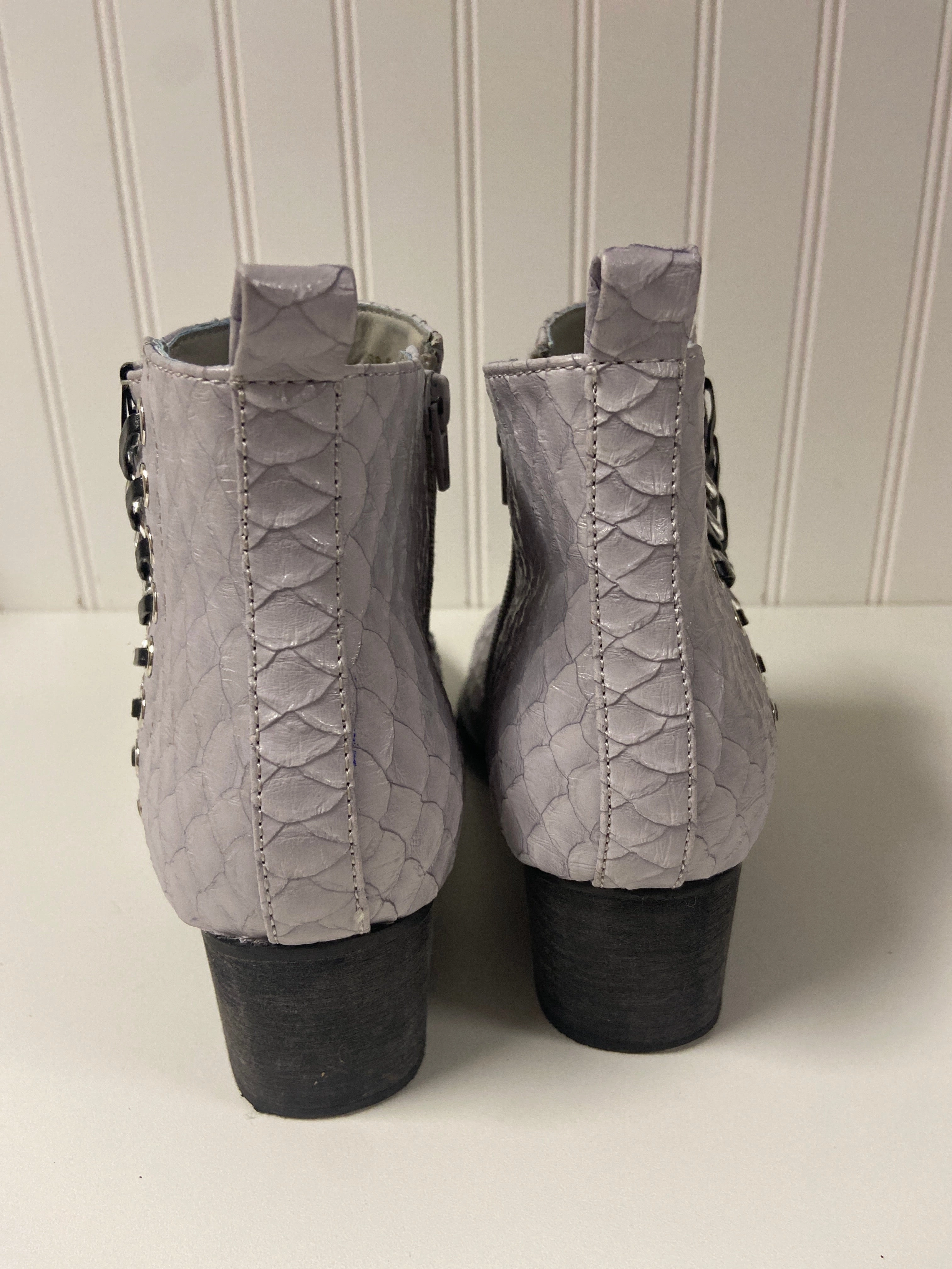 Boots Ankle Heels By Clothes Mentor In Purple, Size: 8