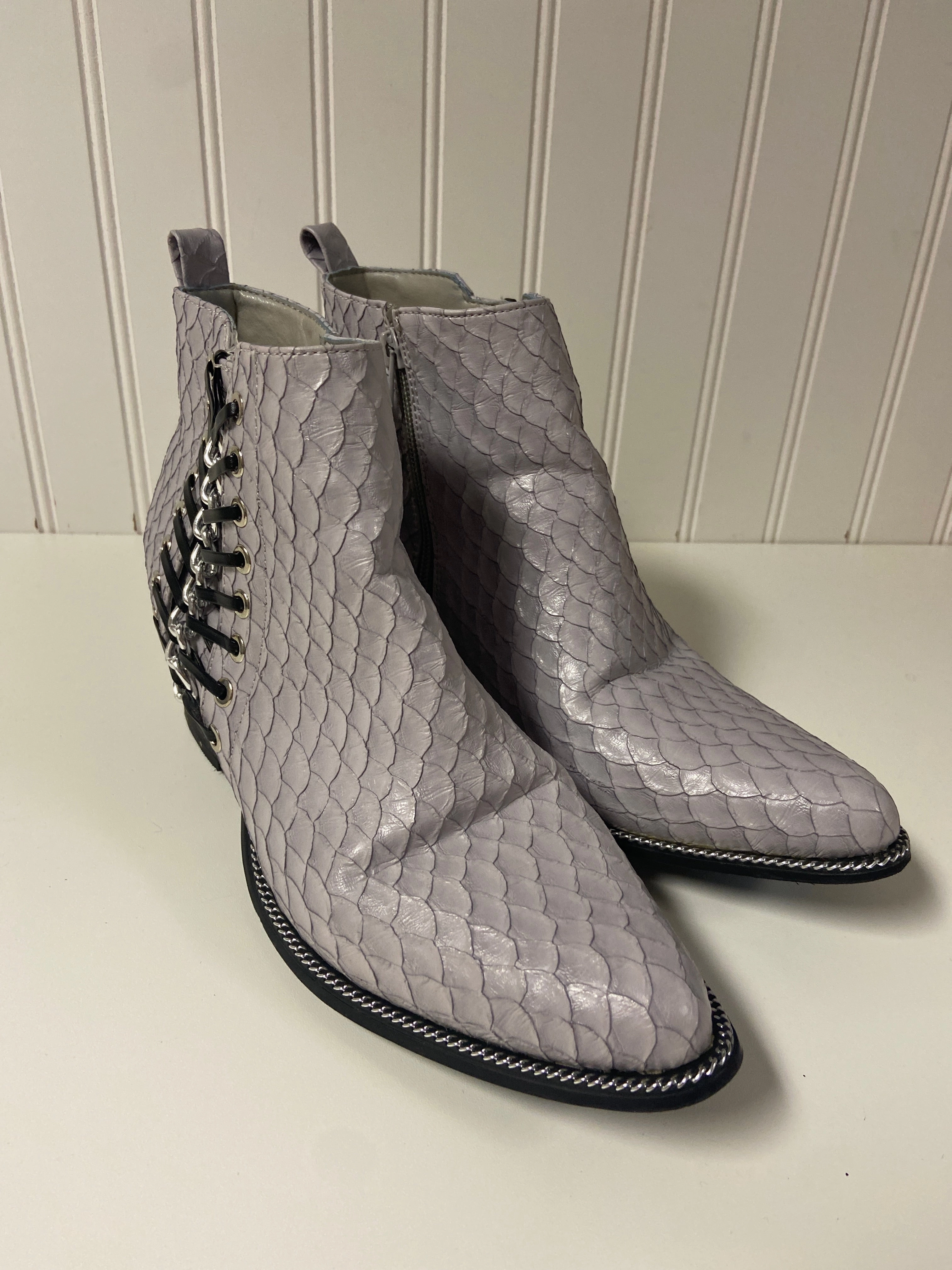 Boots Ankle Heels By Clothes Mentor In Purple, Size: 8
