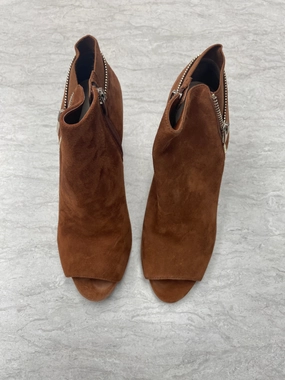 Boots Ankle Heels By Marc Fisher In Brown, Size: 9.5
