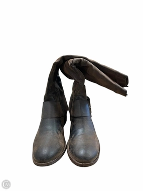 Boots Knee Flats By Gh Bass And Co In Brown, Size: 8.5