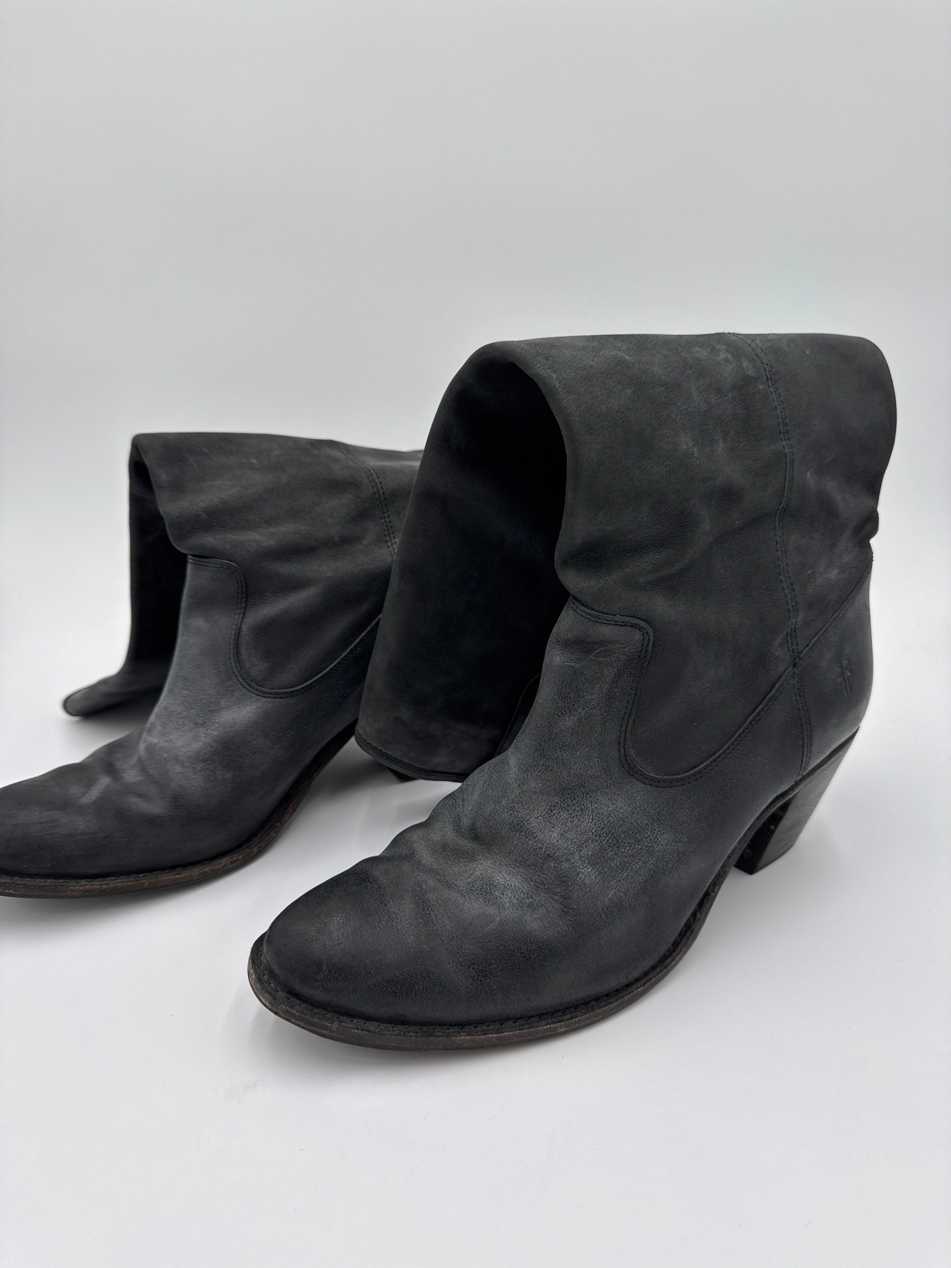 Boots Knee Heels By Frye In Black, Size: 11