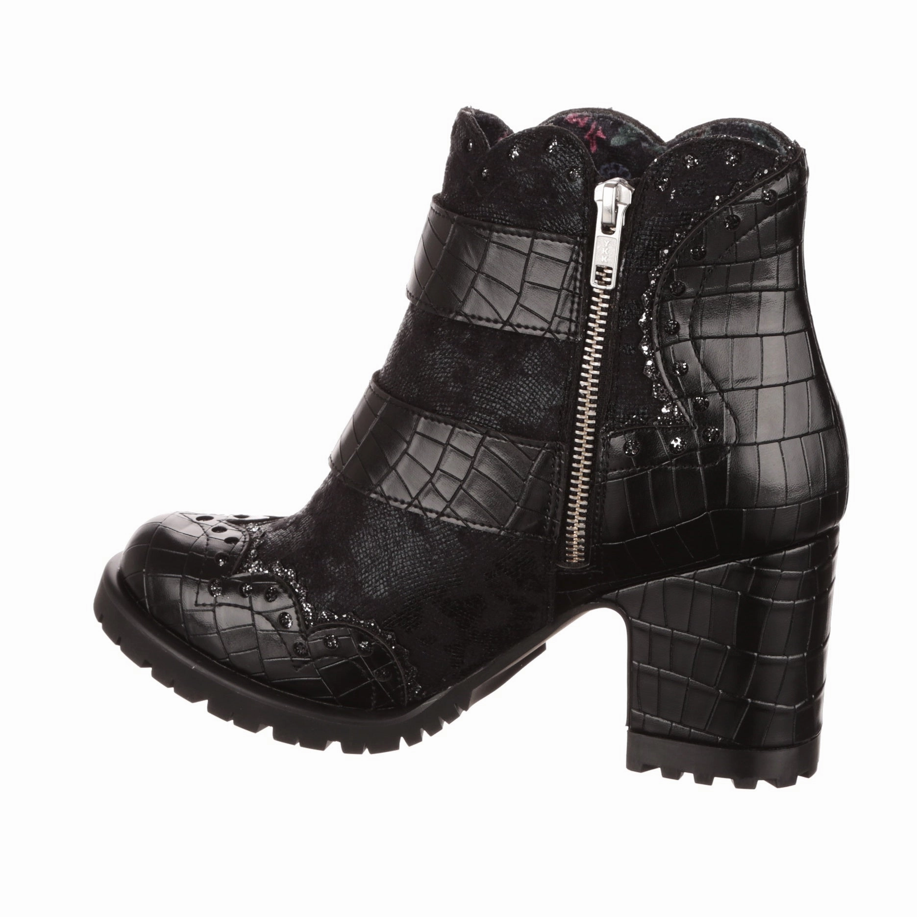 Buckle Babe