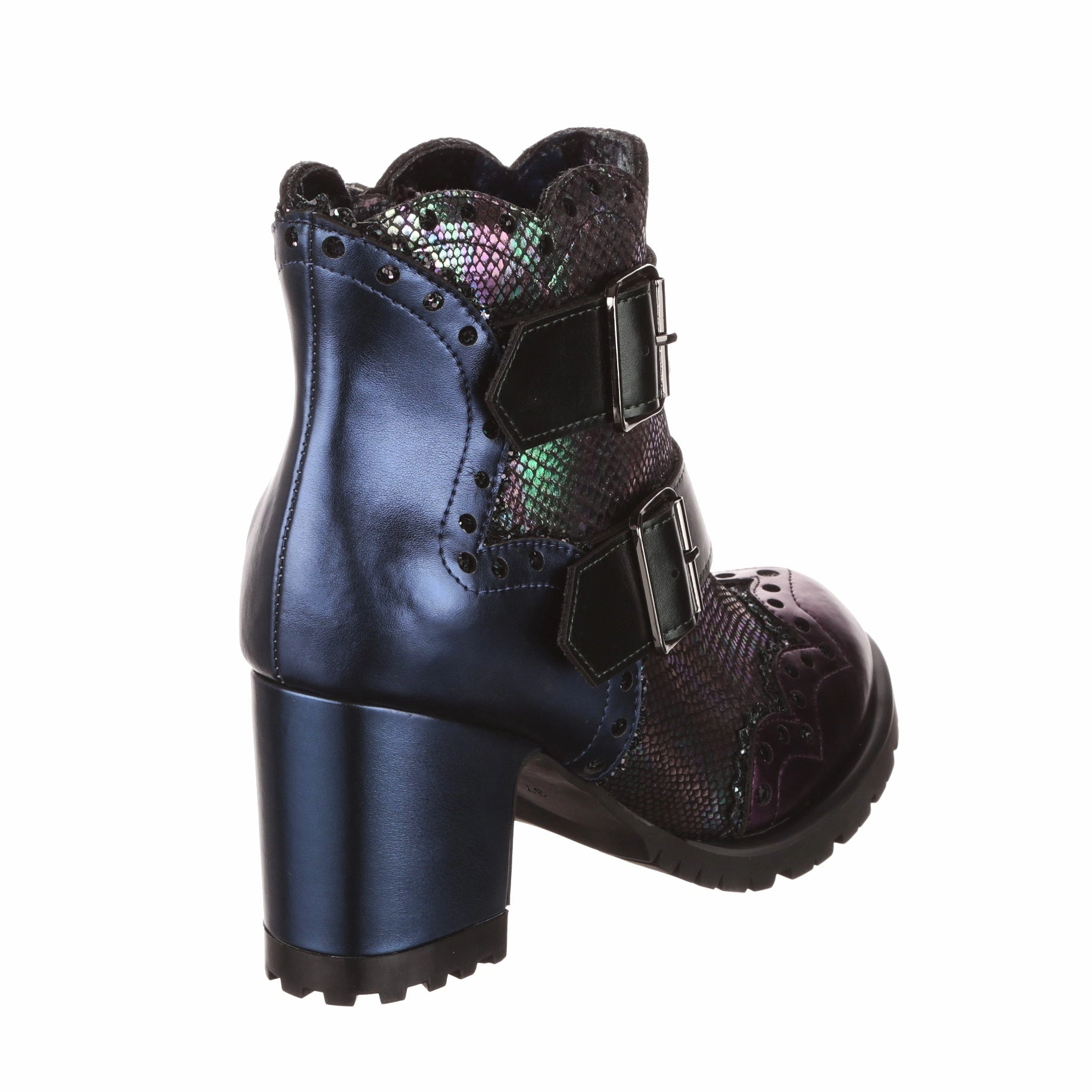 Buckle Babe