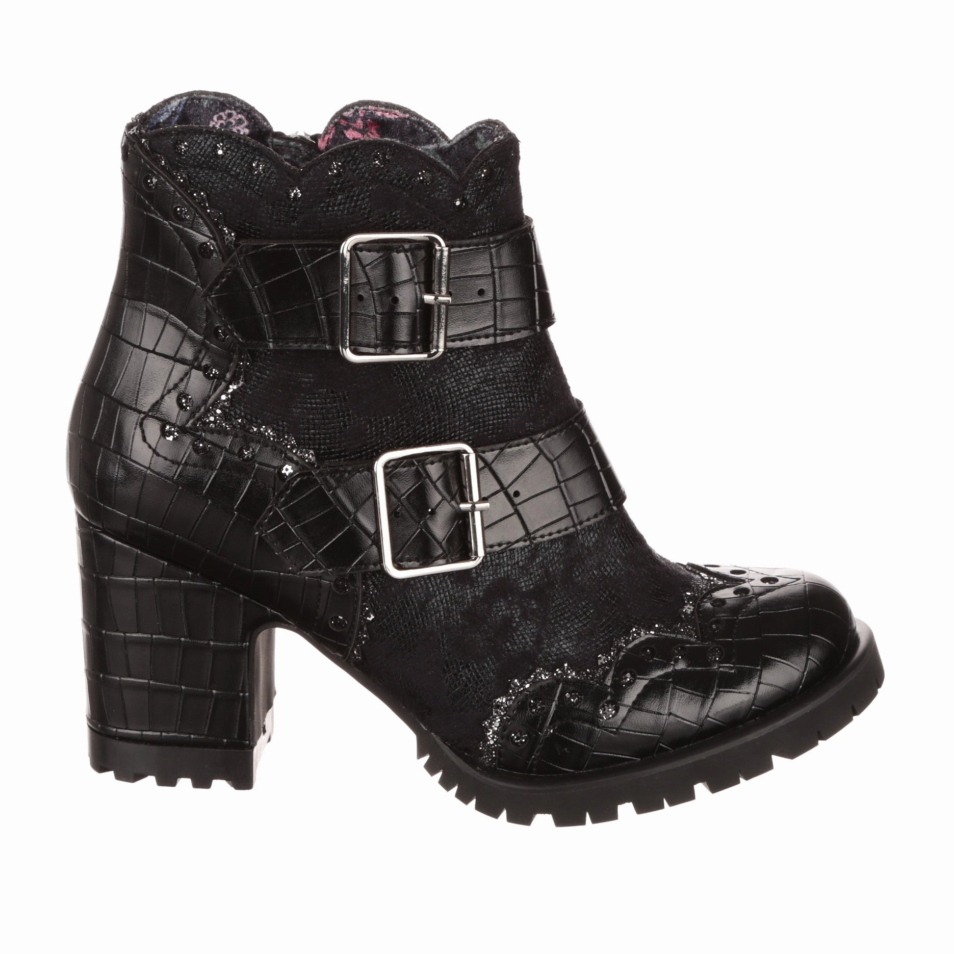 Buckle Babe