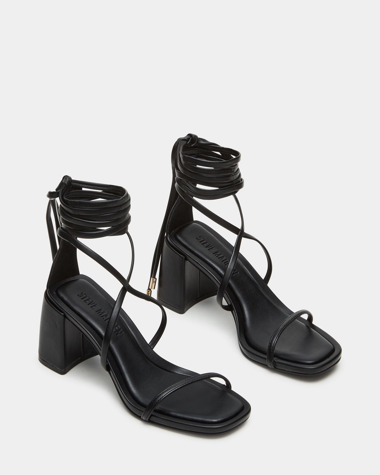 DEMURE BLACK
