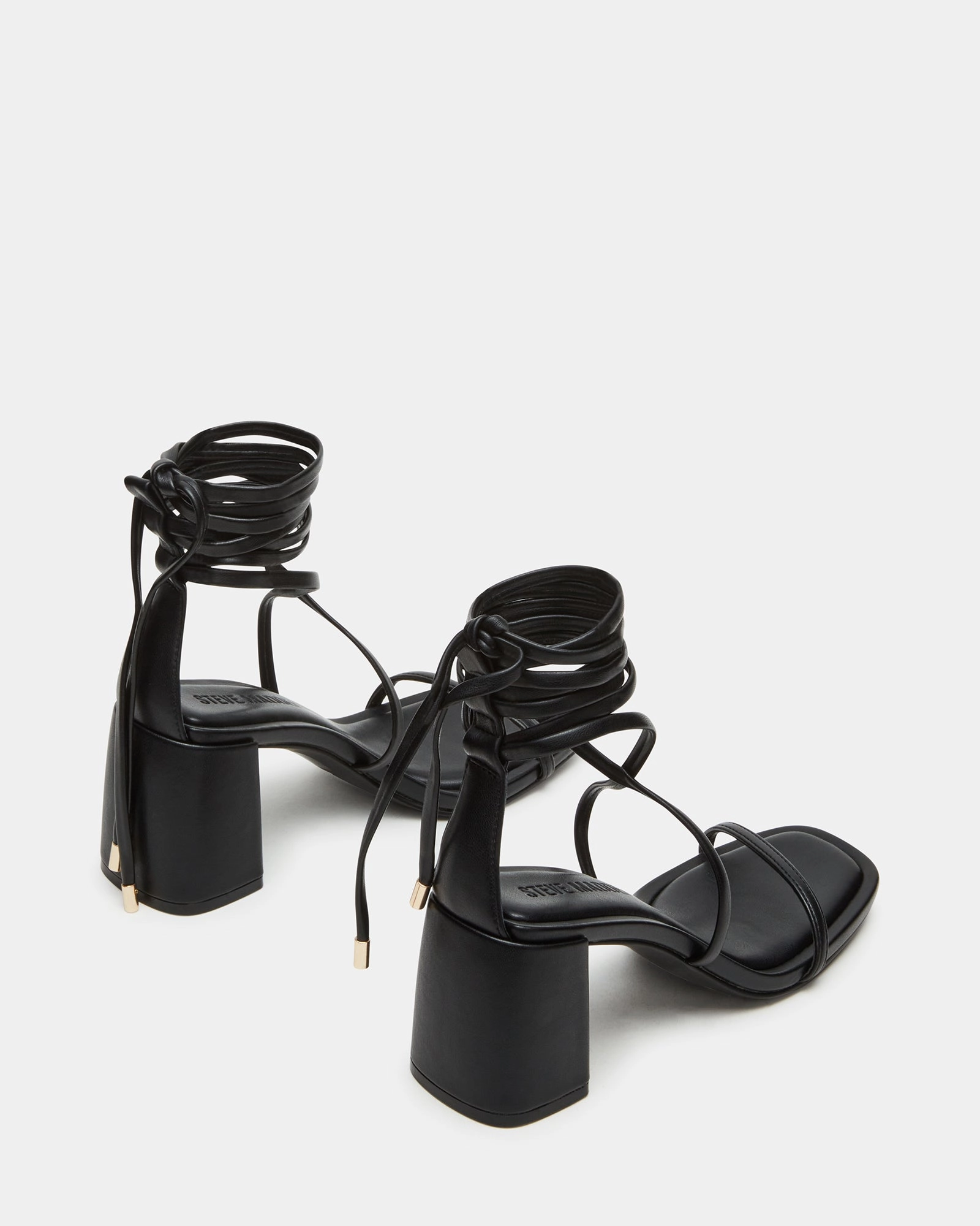 DEMURE BLACK
