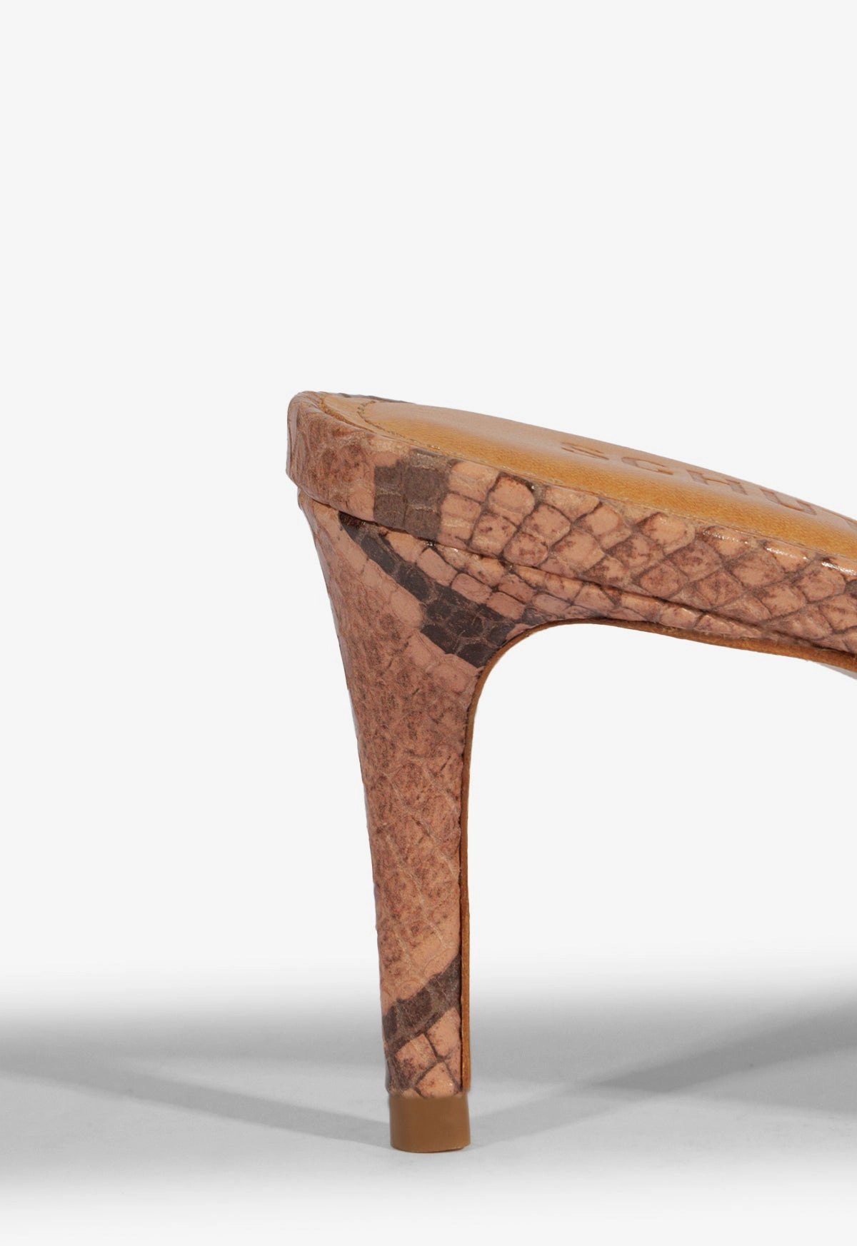 Elena Sandal