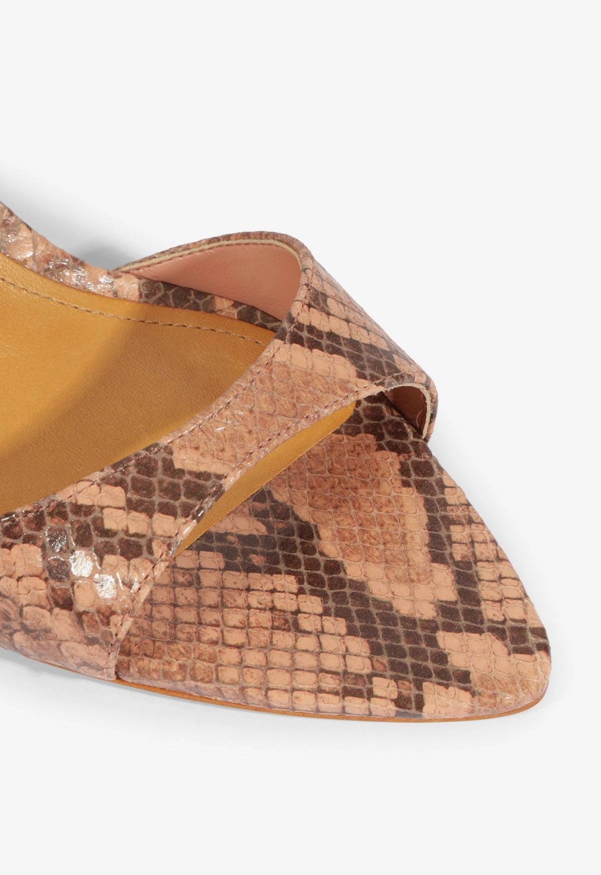 Elodie Sandal