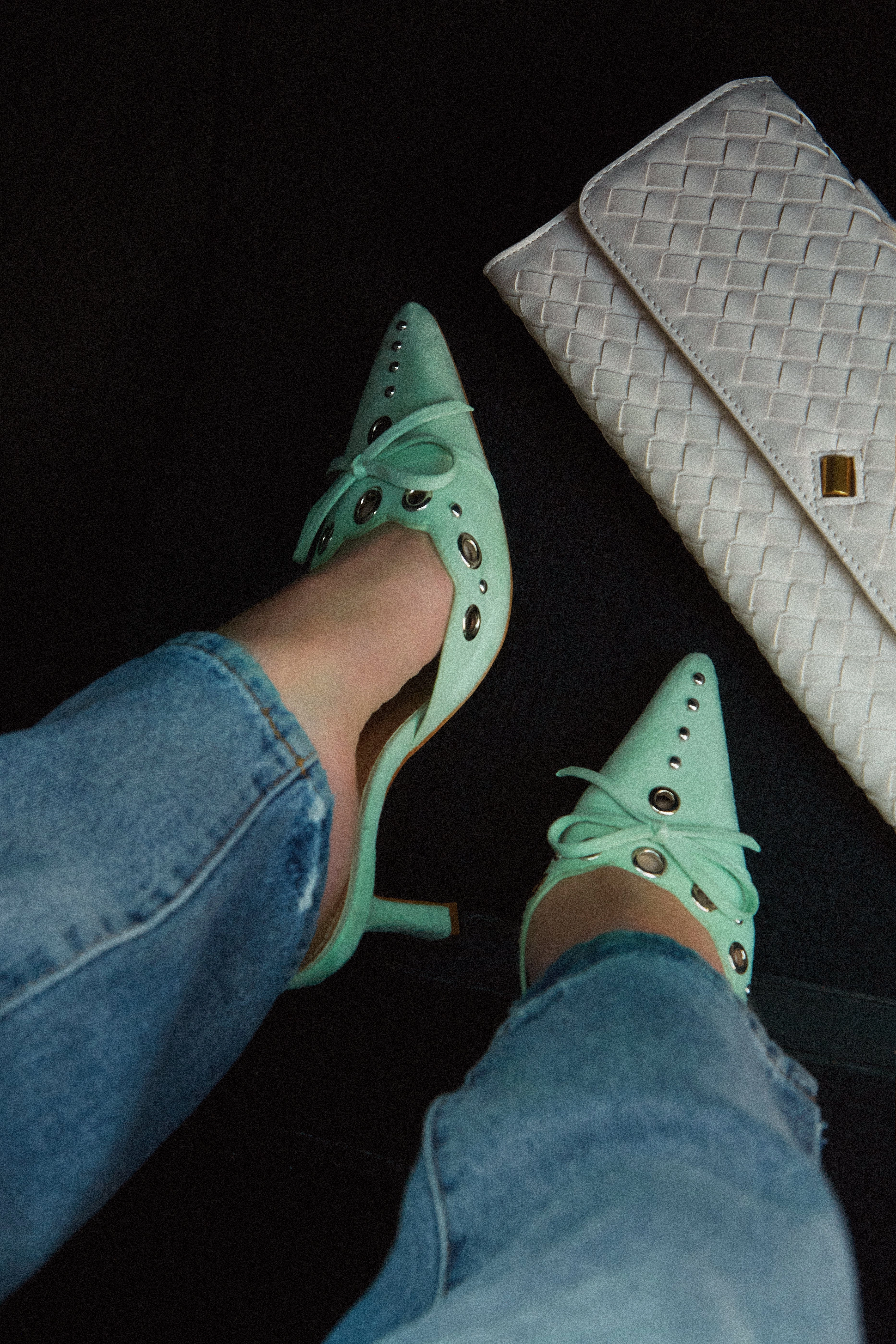 Jasmyn Mid Heel Mule Pumps - Sage