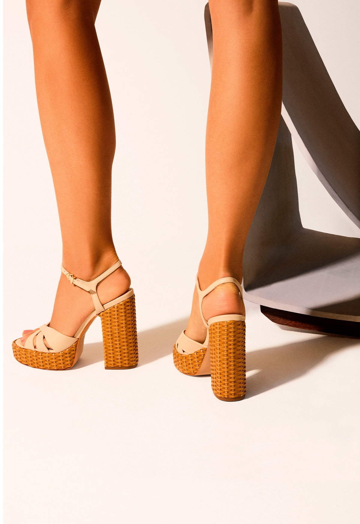 Keefa Straw Sandal