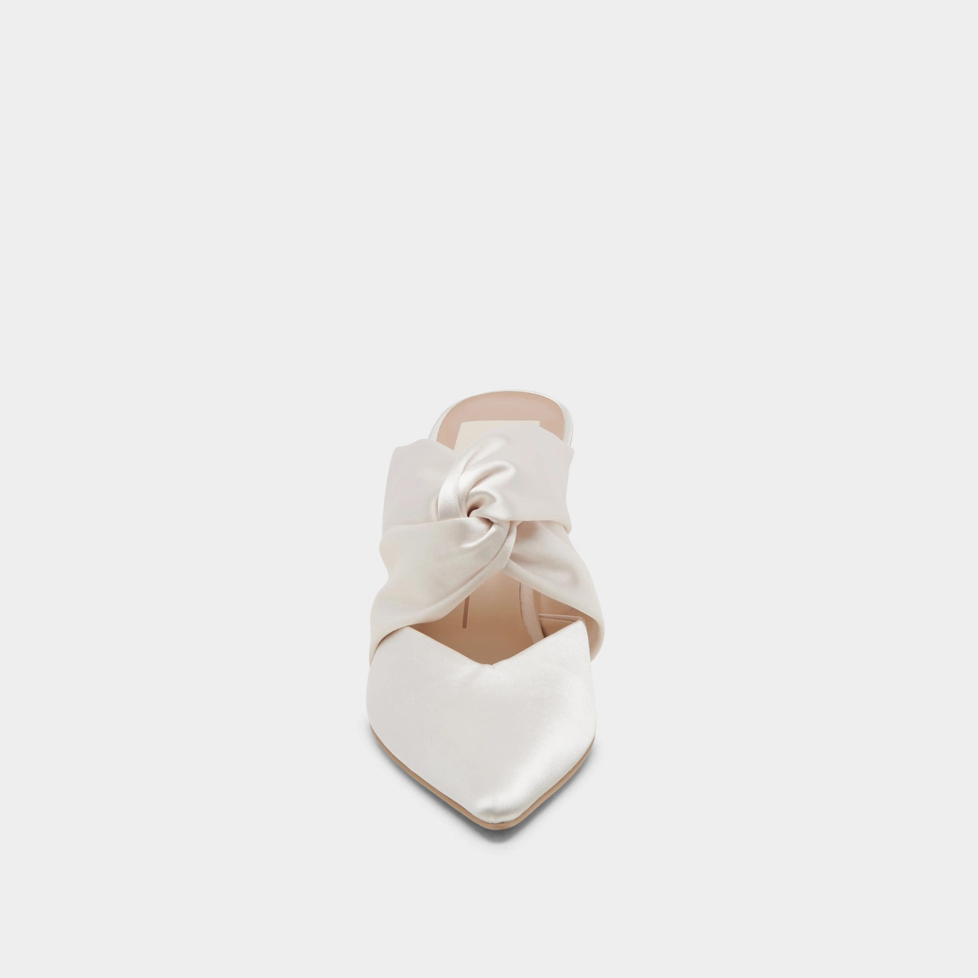 KELSY HEELS CREME SATIN