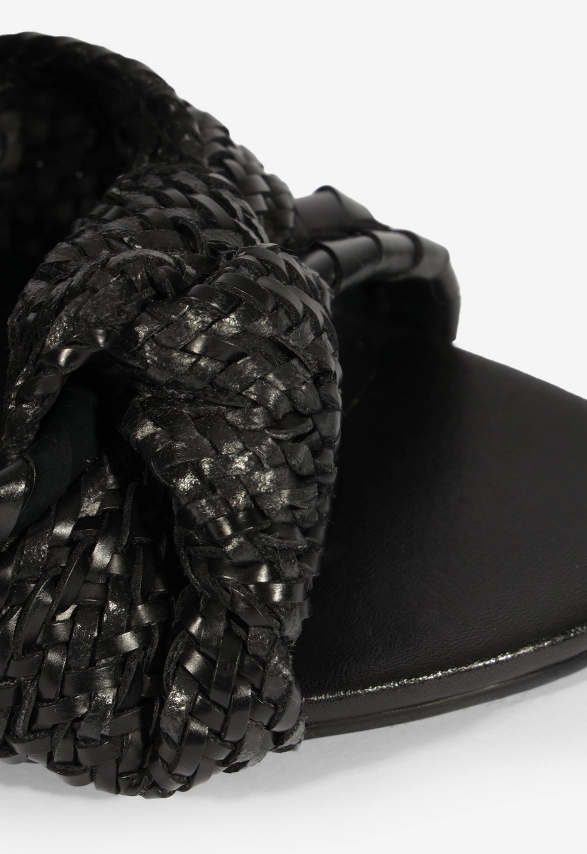 Khari Sandal