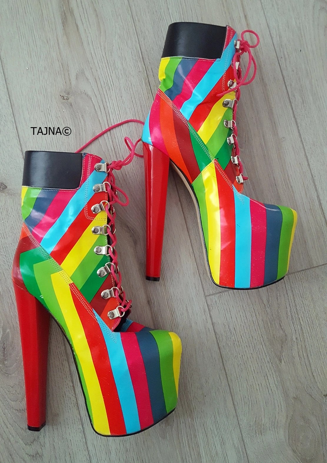 Rainbow Timber Style Lace Up Boots
