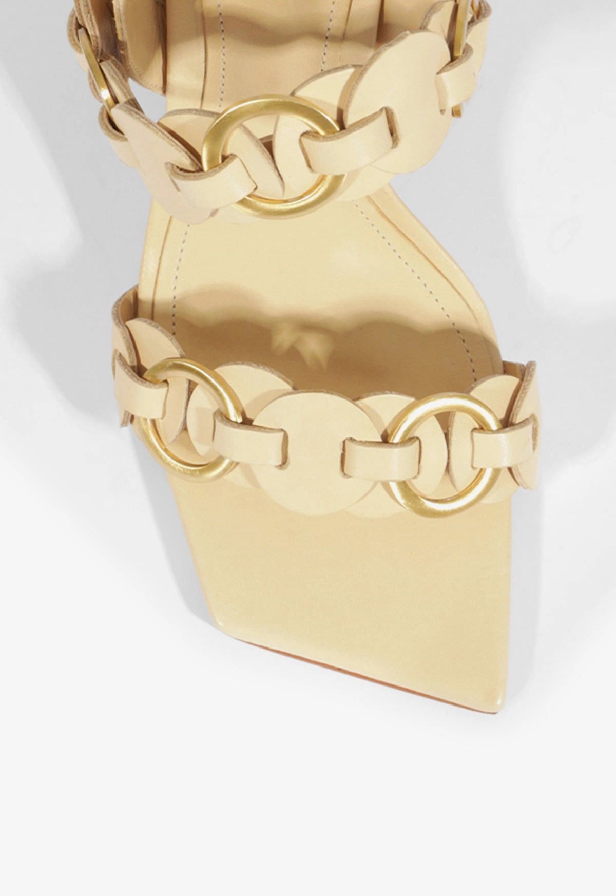 Selina Sandal