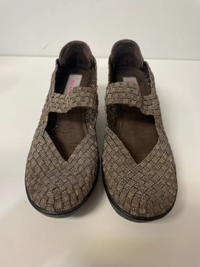 Shoes Heels Block By Bare Traps  Size: 6