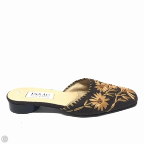 Shoes Heels Kitten By Isaac Mizrahi In Brown, Size: 6