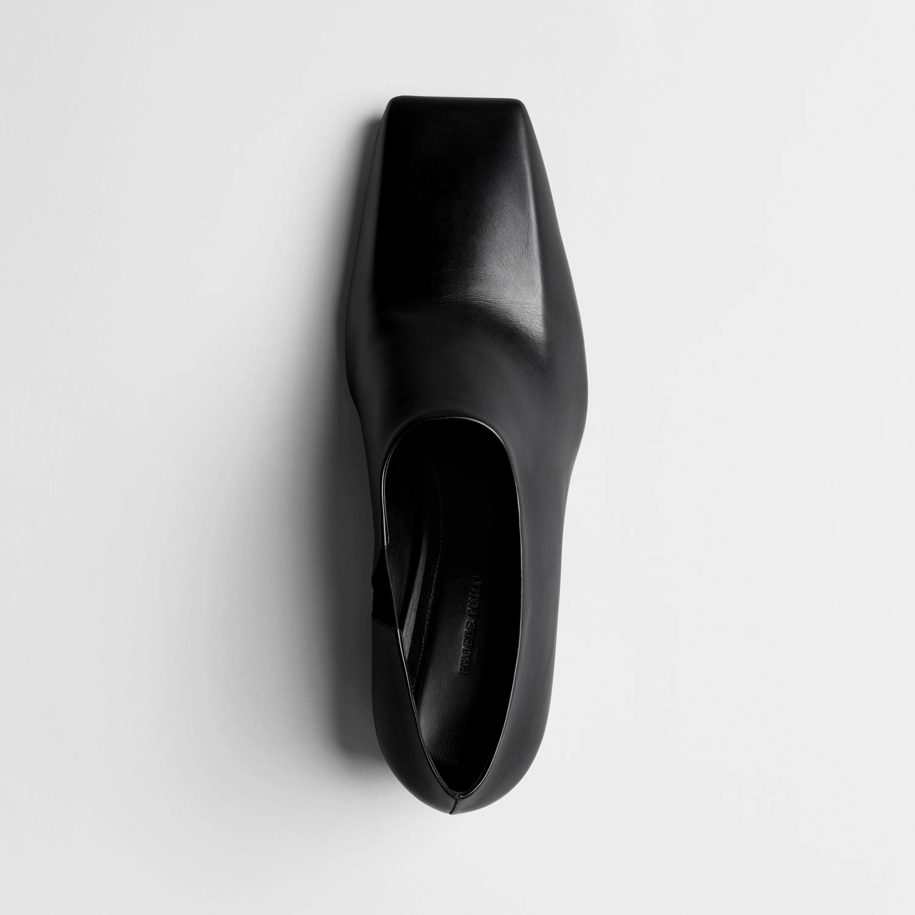 SQUARE EDGE TOE SLIP ON | black leather