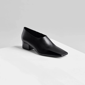 SQUARE EDGE TOE SLIP ON | black leather