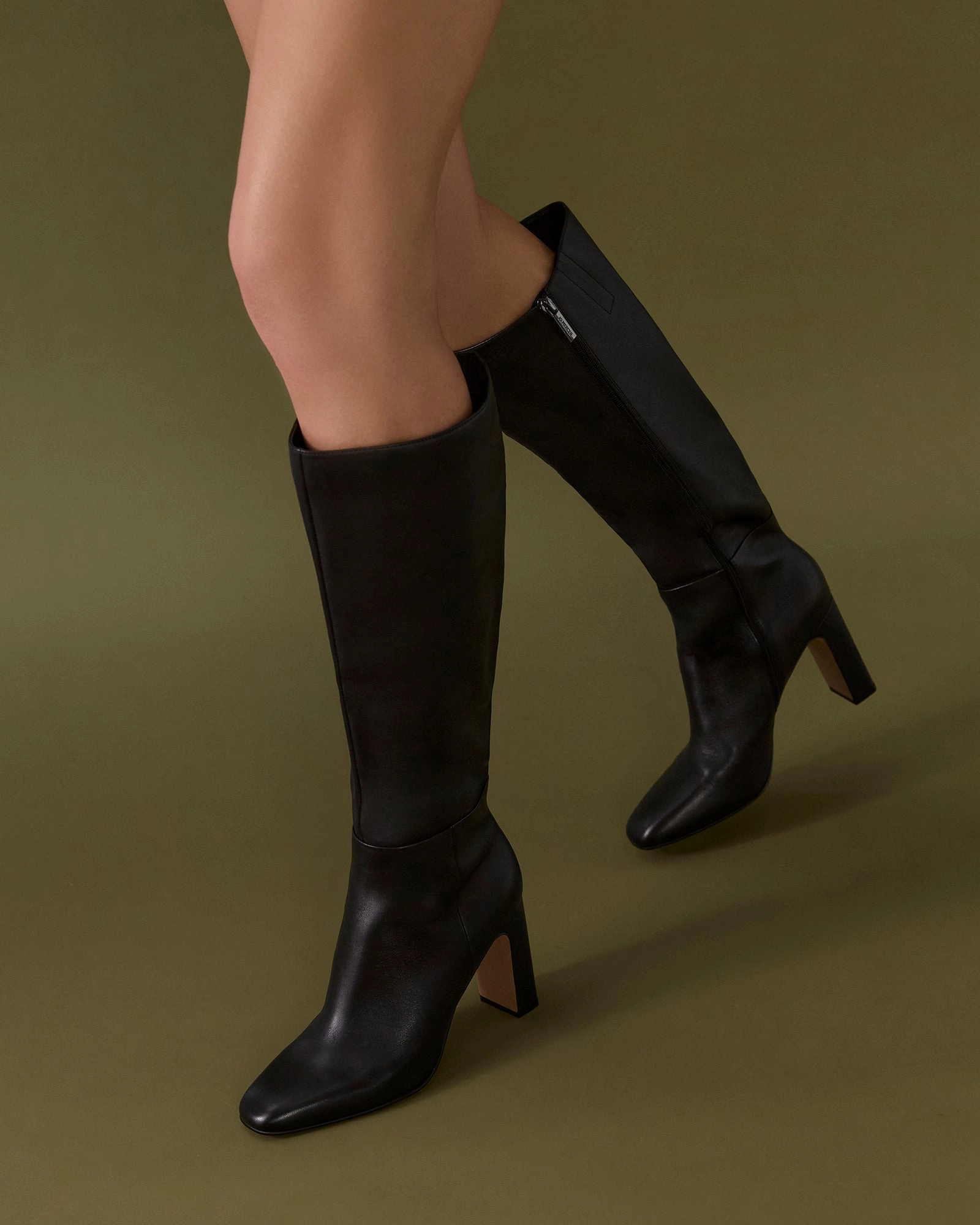 STORMI KNEE BOOTS BLACK LEATHER