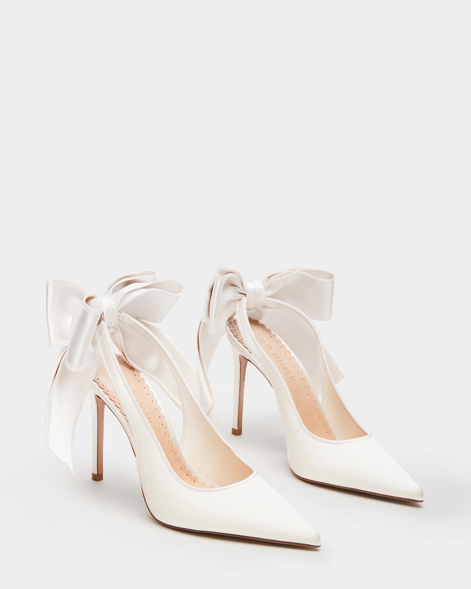 TEACUP IVORY SATIN