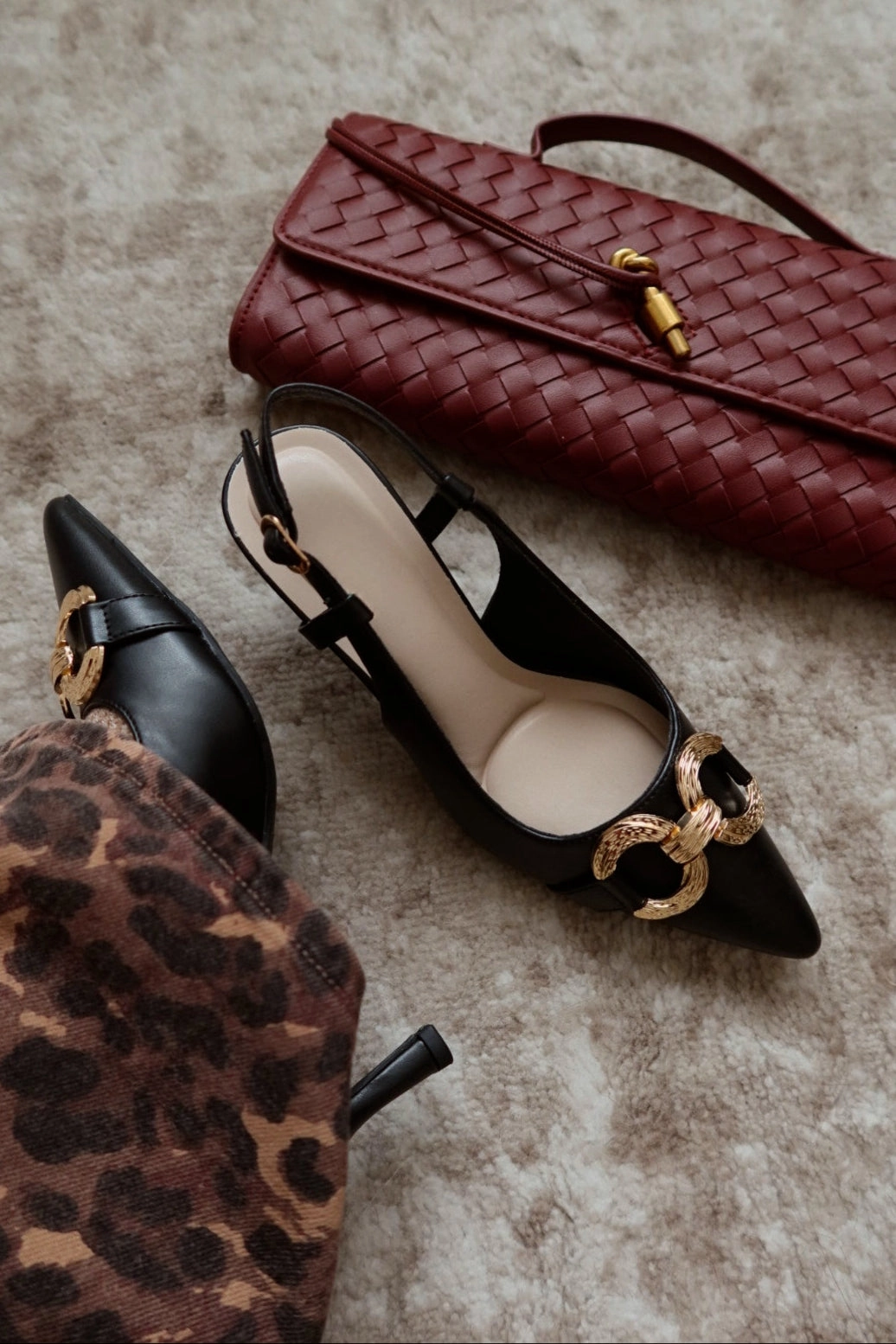 Yvaine Slingback Mid Heel Pumps - Black