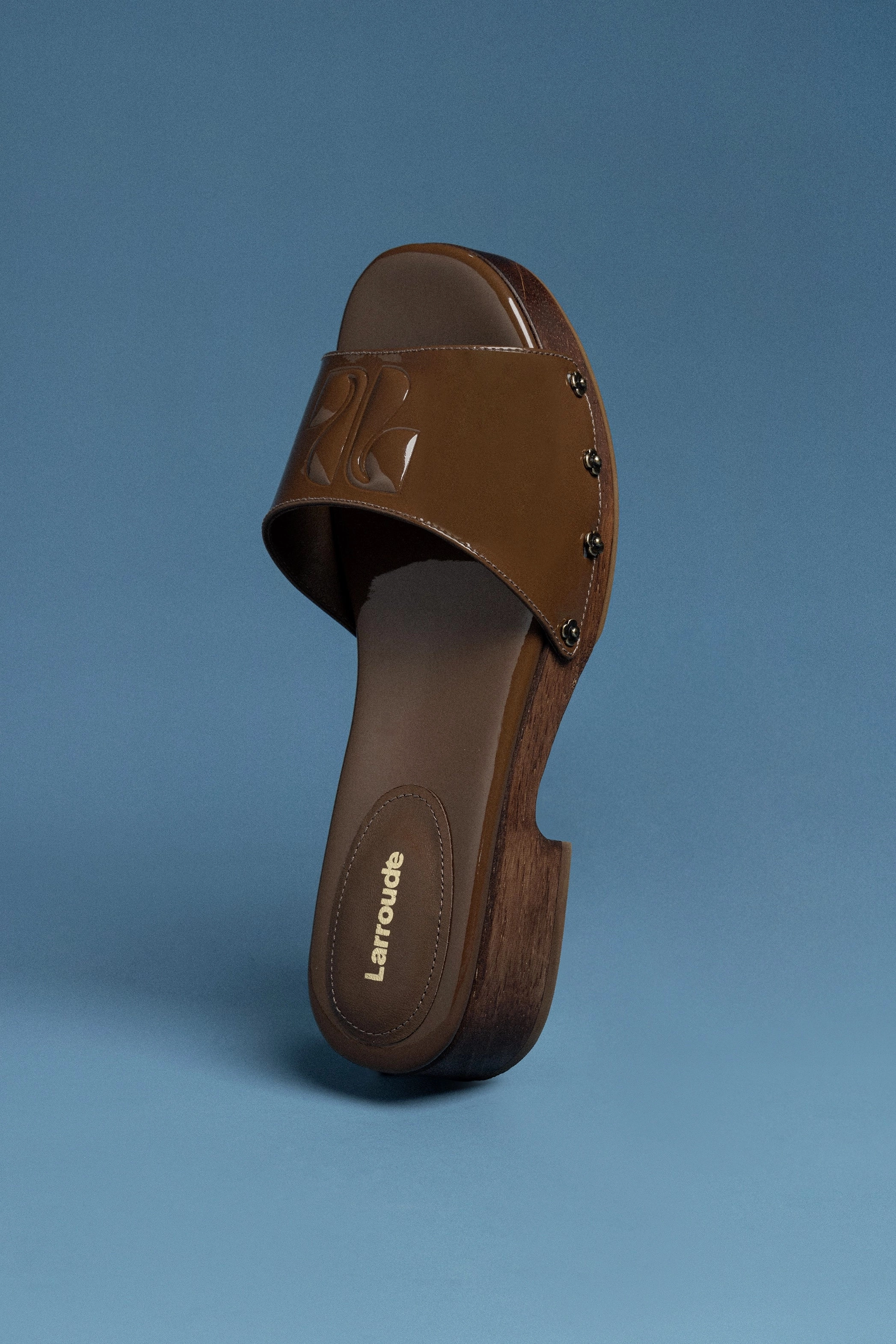 Zuzi Mule In Burnt Umber Patent Leather